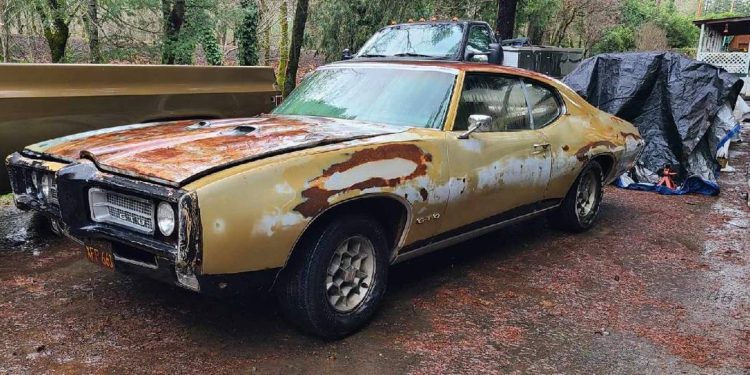 Owner Deceased: 1969 Pontiac GTO Parked Since 1980 Conceals a Tri-Power ...